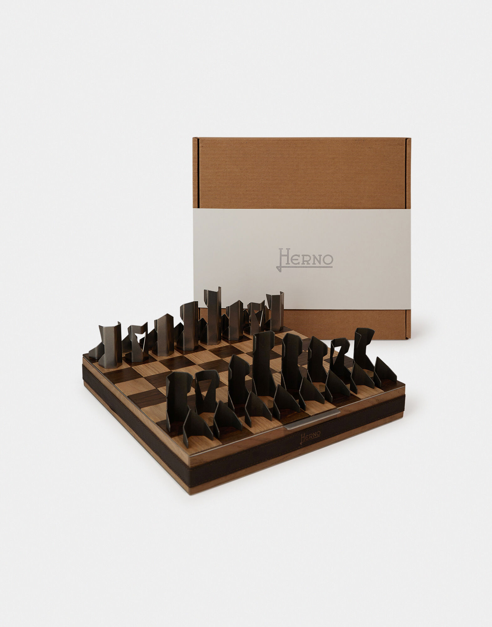 HERNO HABITA TABLETOP CHESSBOARD