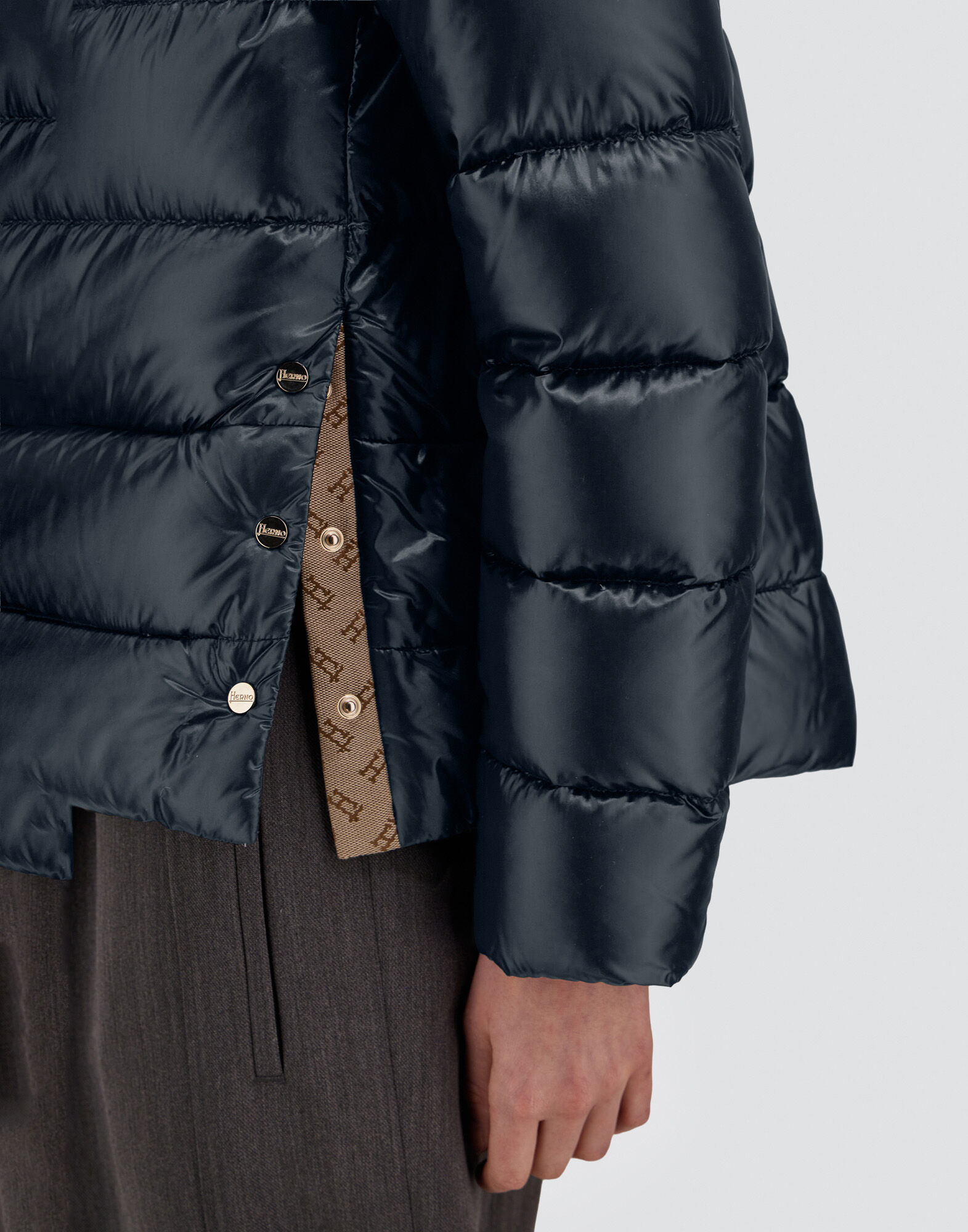 CAPPA IN NYLON ULTRALIGHT