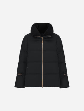 JACKE AUS SUPER MATTEM NYLON
