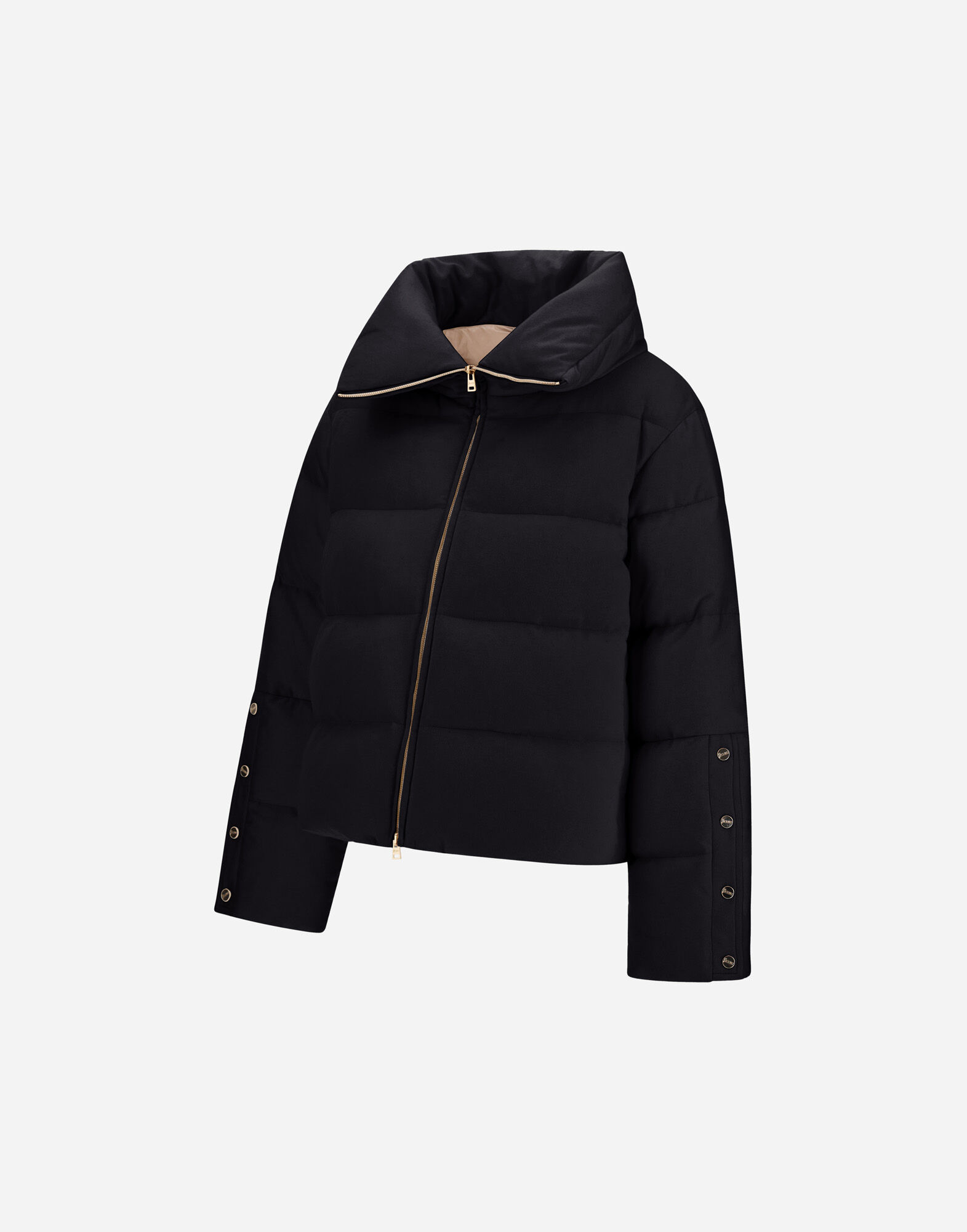 CASHMERE AND SILK CAPE
