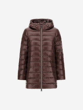 A-FORM-JACKE RESORT AUS NYLON ULTRALIGHT