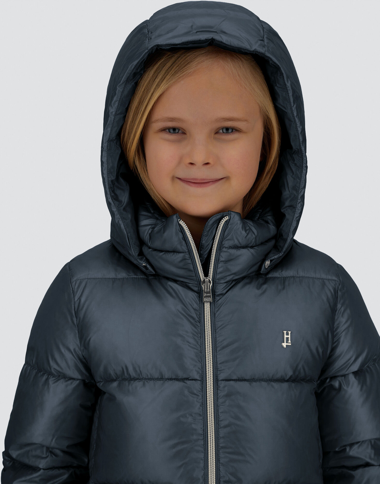 A-FORM-JACKE AUS NYLON ULTRALIGHT